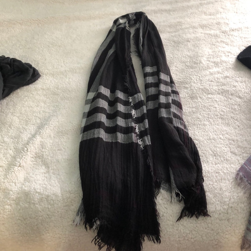 Black scarf with pattern